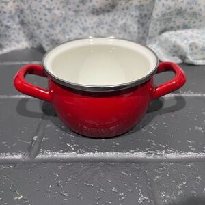 Small vintage Enamel Pot